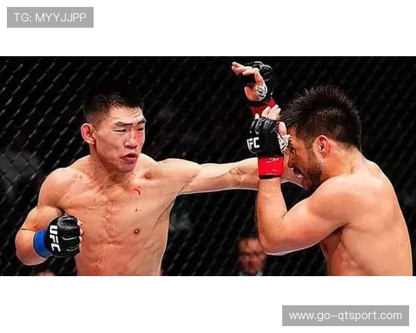 奥马利赛前戴口罩对峙宋亚东，引发拳迷热议